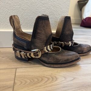 Freebird- blade shoes